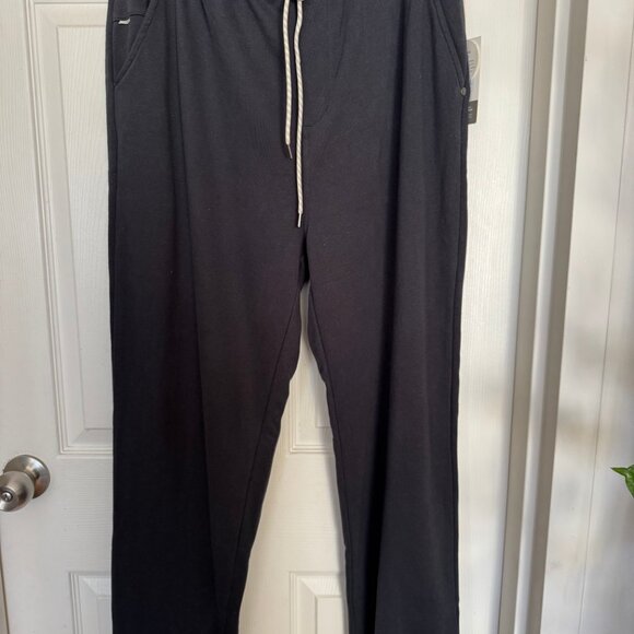 NWT Vuori Men's Cypress sweatpant navy - Picture 2 of 6